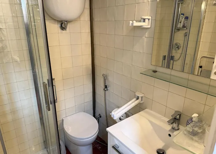 Art Garibaldi * Róma